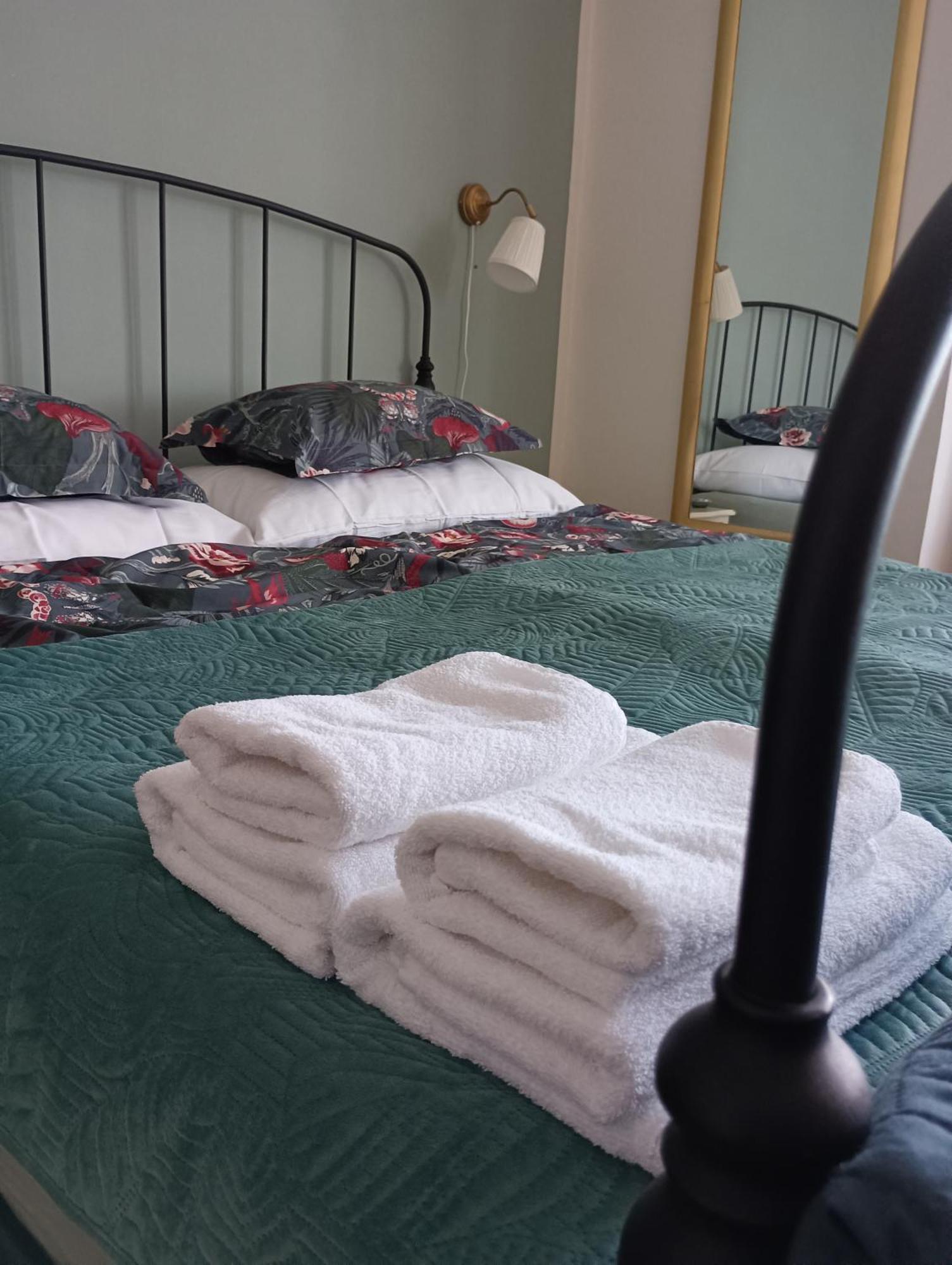 Apartments Bouquet Прага Екстериор снимка
